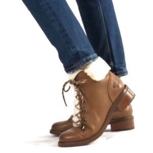 Patricia Nash Lace up Leather Ankle Boots in Brown with Fur Trim Size 9.5